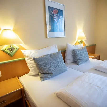 Stadt Wien 3* Бад-Шаллербах